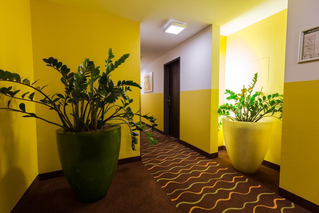 Hotel Arooma Erding Exterior foto