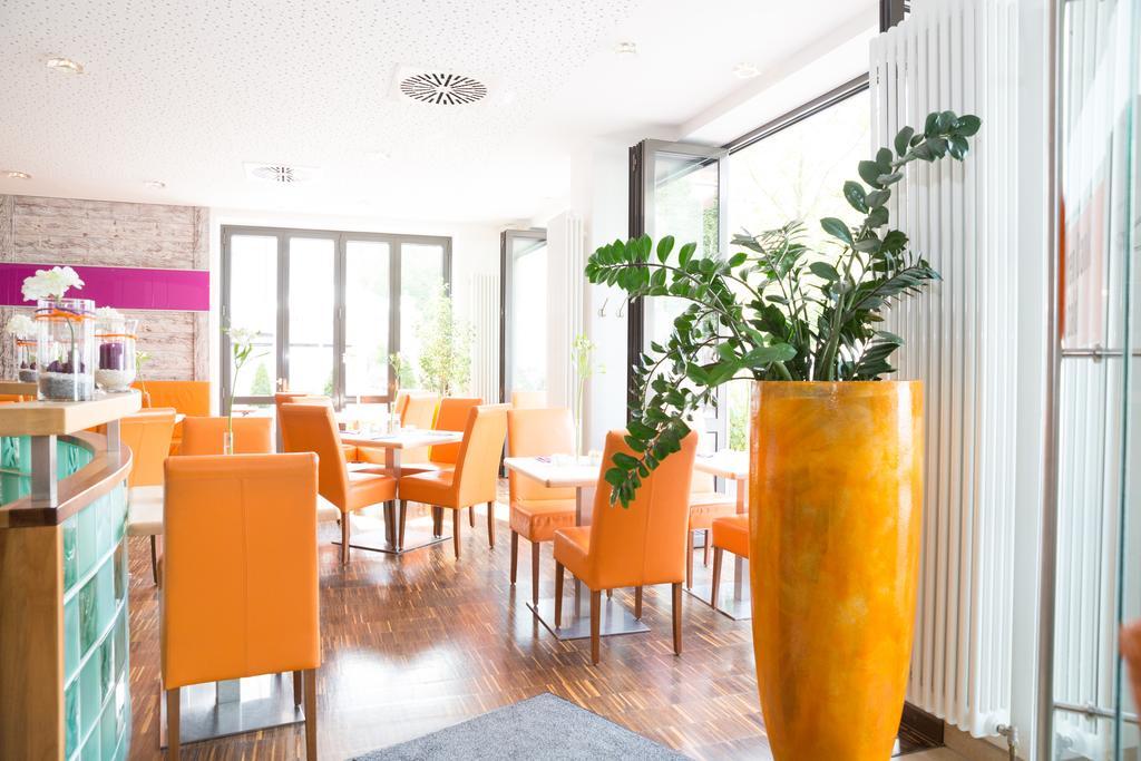 Hotel Arooma Erding Exterior foto